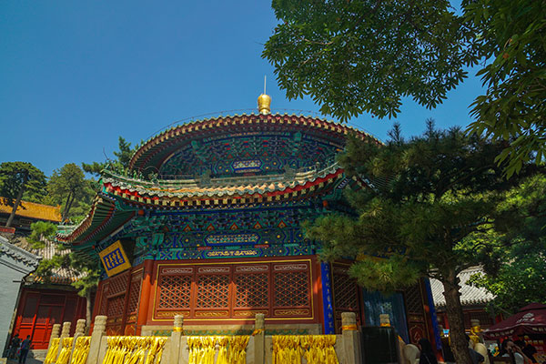 北京烧香拜佛去哪个山比较灵 北京四大最灵的寺庙