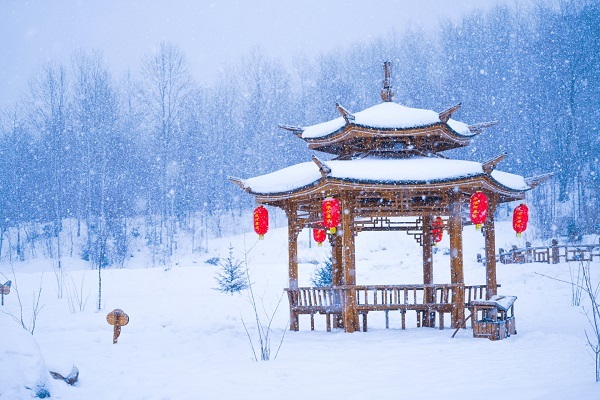 梦见在大太阳中下雪预示什么 梦见在大太阳中下雪有什么征兆