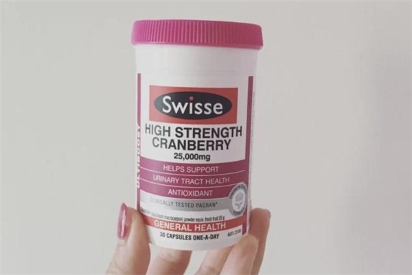 swisse蔓越莓会打乱月经吗 swisse蔓越莓胶囊要咬破吃吗